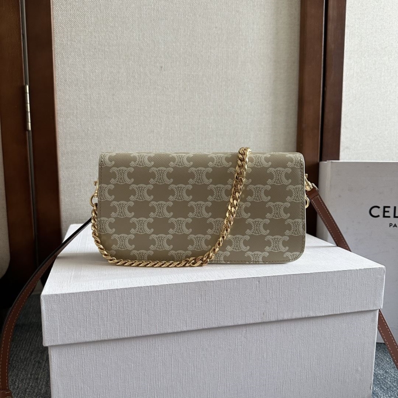 Ce1i*e triomphe bags